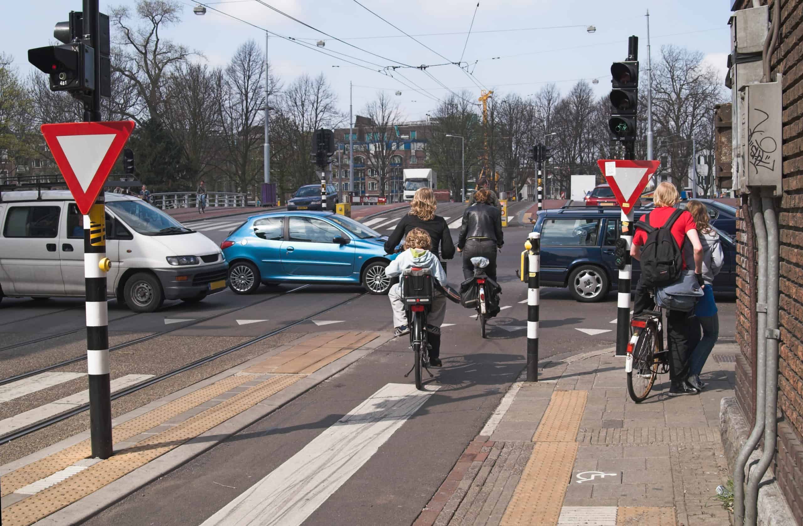 Intersection Etiquette